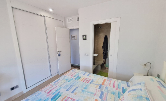 Image No.10-3 Bed Apartment for sale