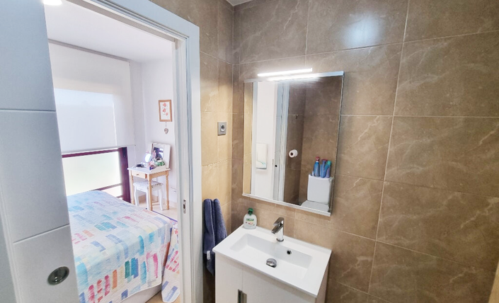 Image No.12-3 Bed Apartment for sale