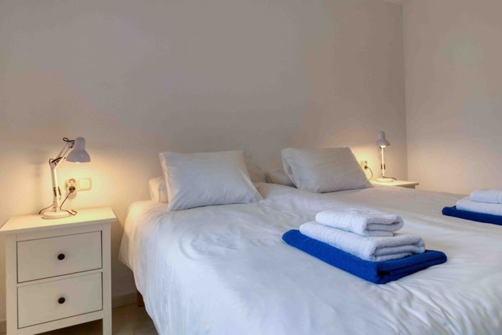 Image No.19-3 Bed Semi-Detached for sale