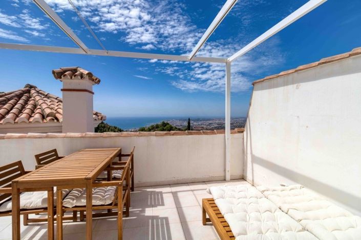 Image No.30-3 Bed Semi-Detached for sale