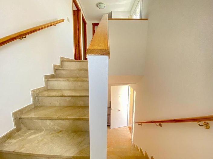 Image No.13-3 Bed Villa for sale