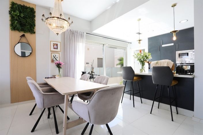 Image No.12-4 Bed Villa for sale