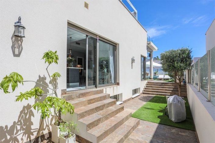 Image No.17-4 Bed Villa for sale