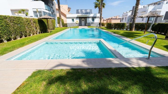 Image No.36-Bungalow de 2 chambres à vendre à Orihuela Costa