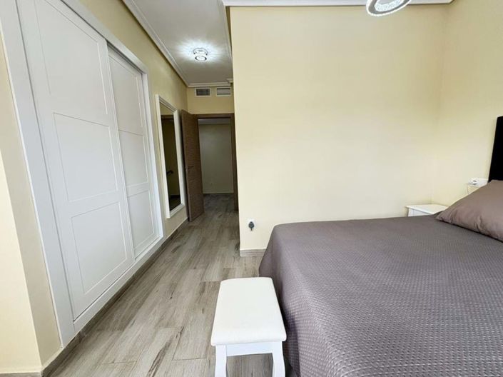 Image No.12-4 Bed Villa for sale