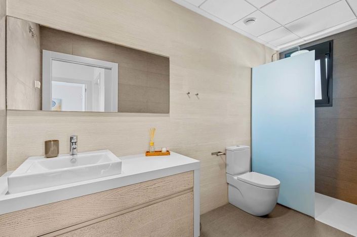 Image No.21-3 Bed Villa for sale