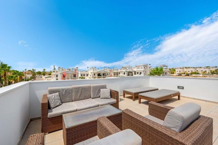 Image No.25-3 Bed Villa for sale