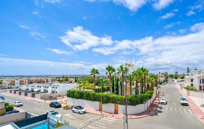 Image No.32-3 Bed Villa for sale