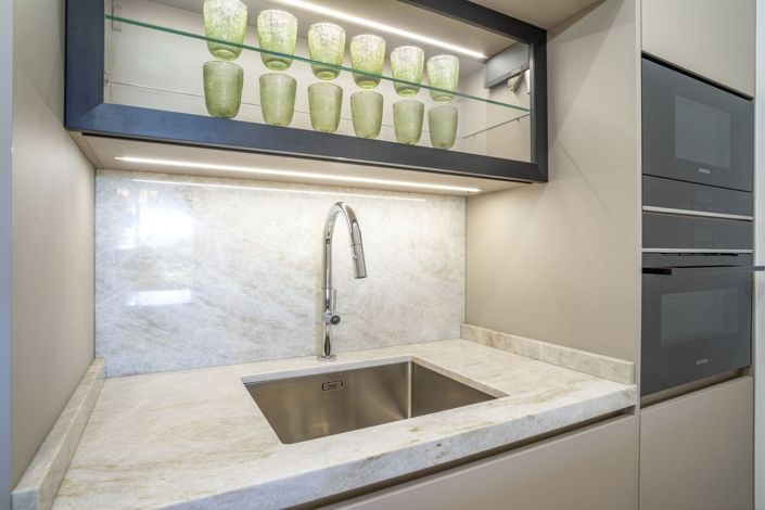 Image No.41-3 Bed Apartment for sale