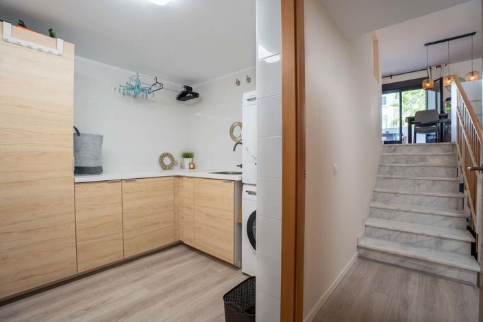 Image No.22-3 Bed Townhouse for sale