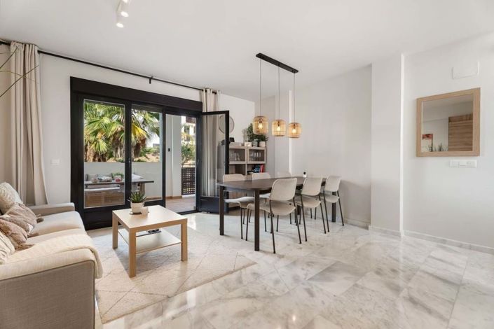 Image No.4-3 Bed Townhouse for sale