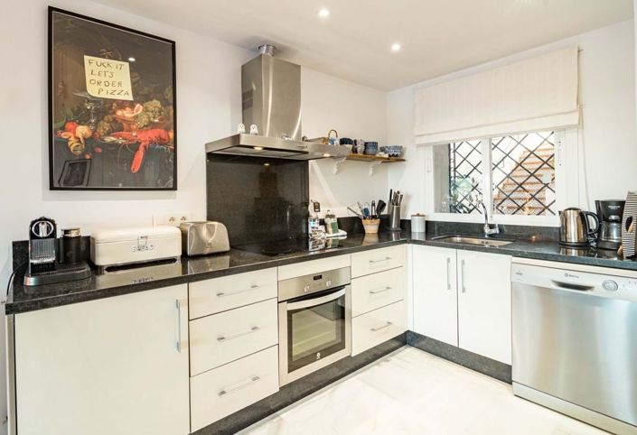 Image No.11-Maison de ville de 2 chambres à vendre à Estepona