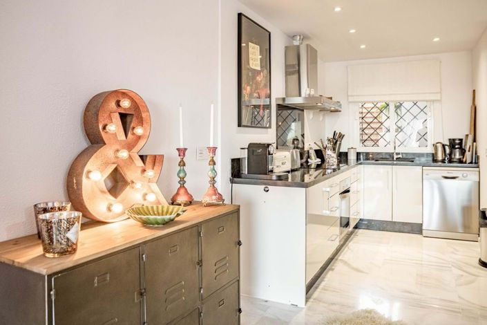 Image No.9-Maison de ville de 2 chambres à vendre à Estepona