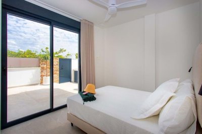 1447-642024-78d1f4f8b6655591b02d22fabb36a692d