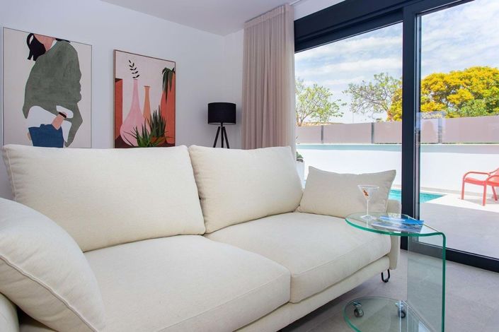 Image No.5-3 Bed Villa for sale