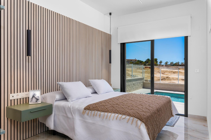 Image No.25-3 Bed Apartment for sale