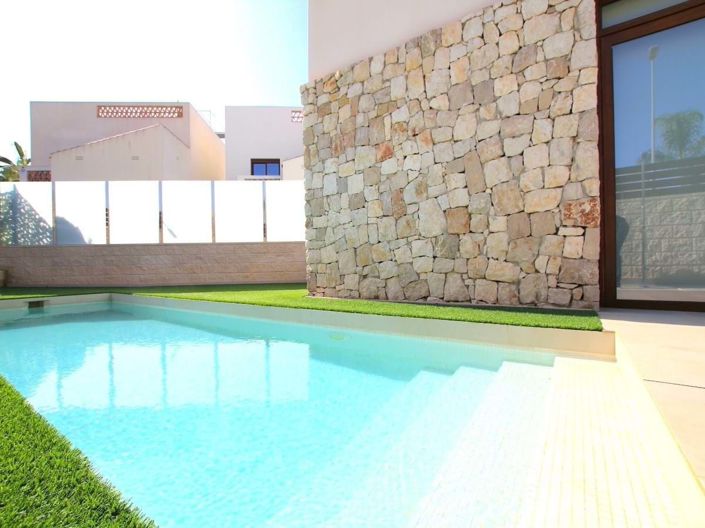 Image No.2-3 Bed Villa for sale