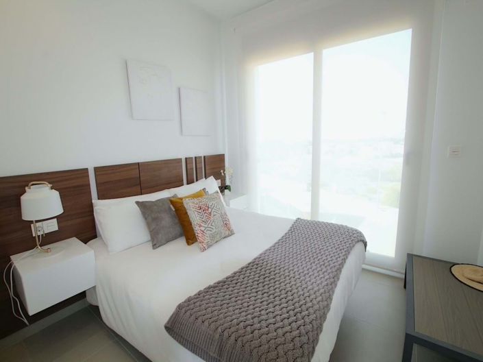 Image No.25-3 Bed Villa for sale