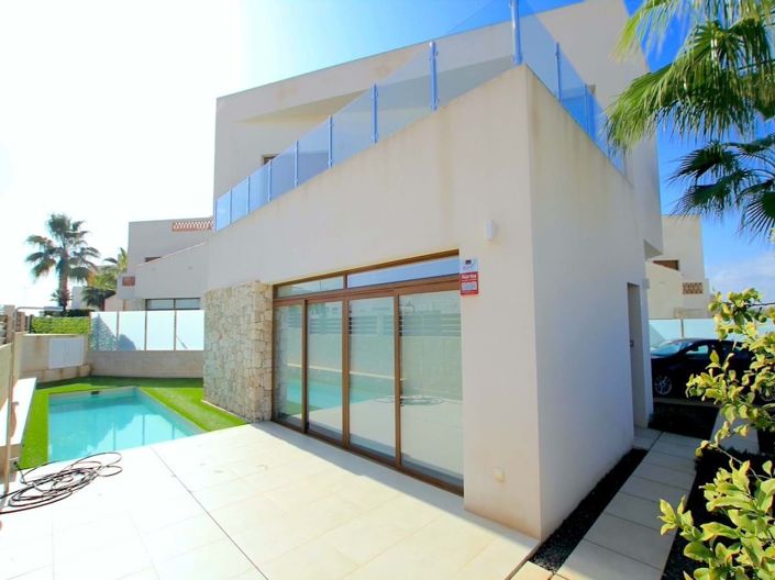 Image No.39-3 Bed Villa for sale