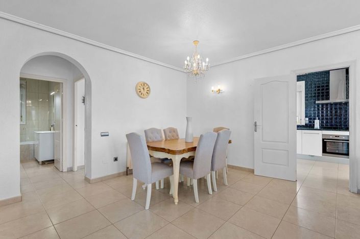 Image No.16-5 Bed Villa for sale