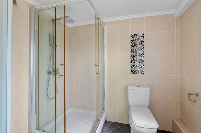 Image No.38-5 Bed Villa for sale