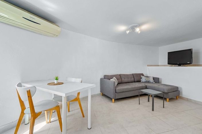 Image No.42-5 Bed Villa for sale