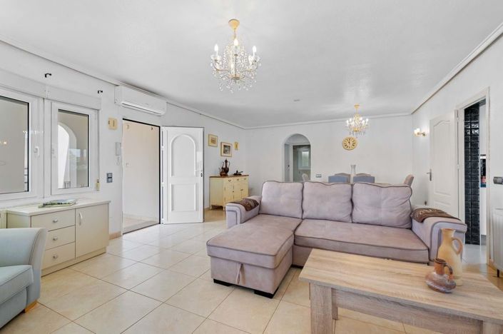 Image No.7-5 Bed Villa for sale