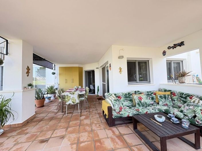 Image No.23-2 Bed Apartment for sale