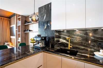 1447-642284-78d1f4f8b6655591b02d22fabb36a692d