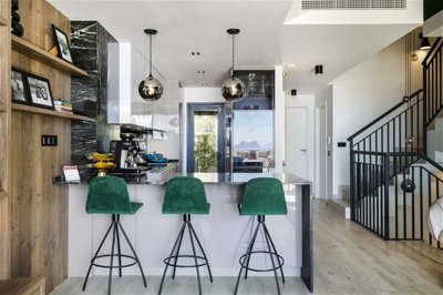 1447-642284-78d1f4f8b6655591b02d22fabb36a692d