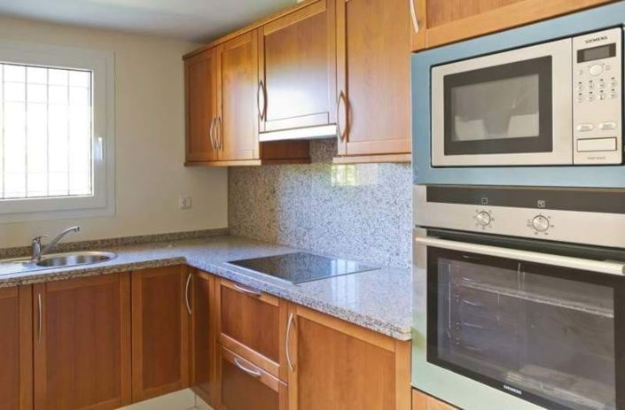 Image No.19-4 Bed Villa for sale