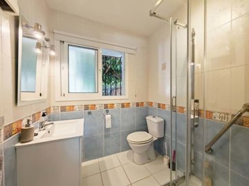 1447-639339-78d1f4f8b6655591b02d22fabb36a692d