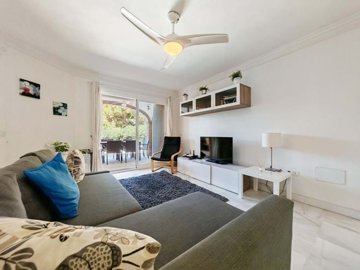 1447-639339-78d1f4f8b6655591b02d22fabb36a692d