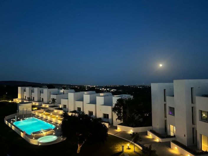 Image No.49-3 Bed Townhouse for sale