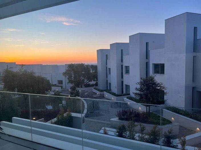 Image No.60-3 Bed Townhouse for sale