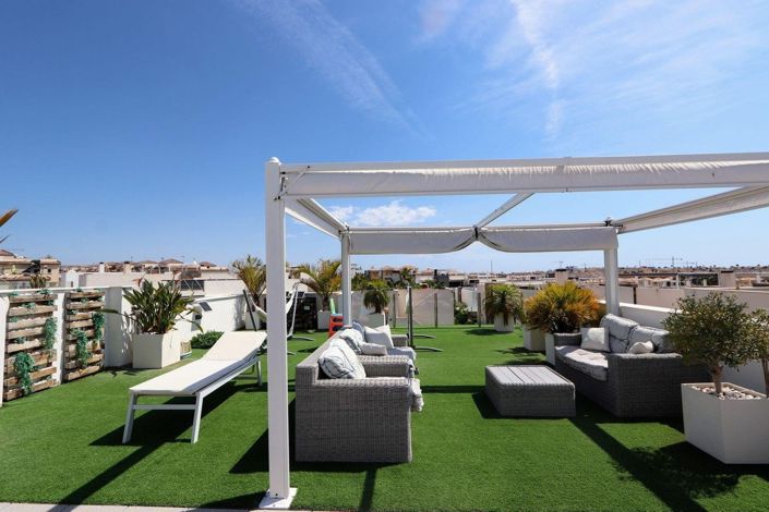 Image No.38-5 Bed Townhouse for sale