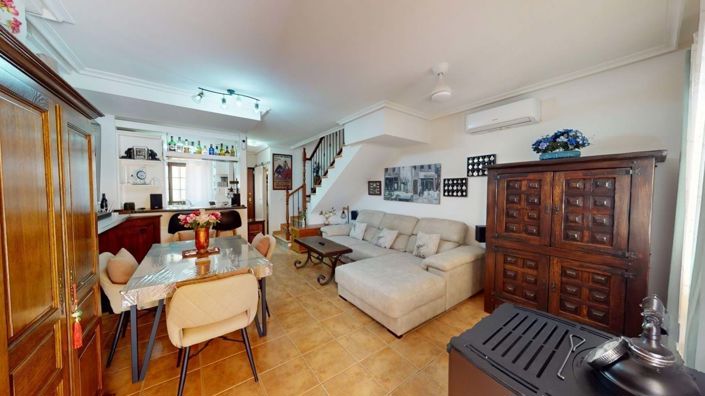 Image No.10-2 Bed Townhouse for sale