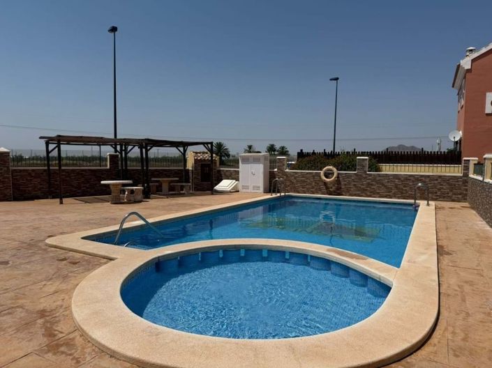 Image No.26-2 Bed Townhouse for sale