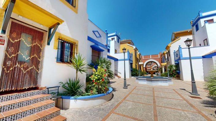 Image No.5-2 Bed Townhouse for sale