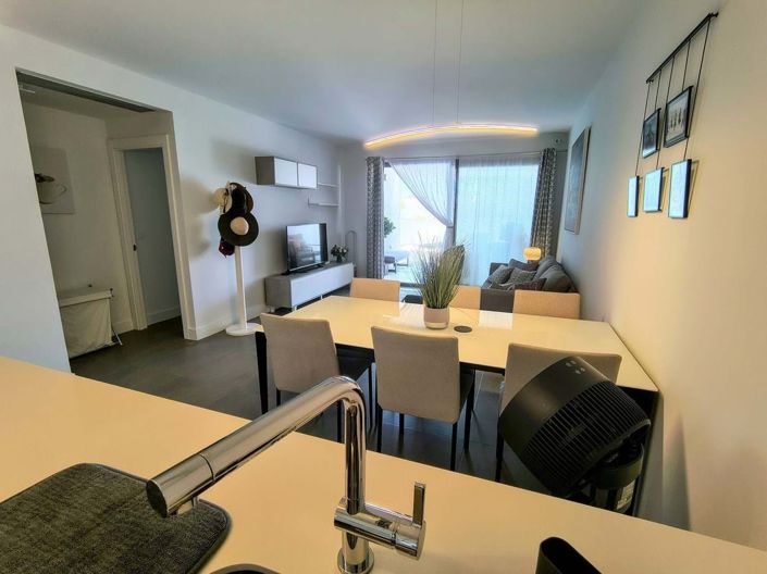 Image No.8-2 Bed Apartment for sale