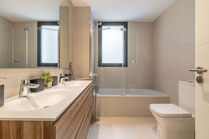 Image No.22-2 Bed Apartment for sale