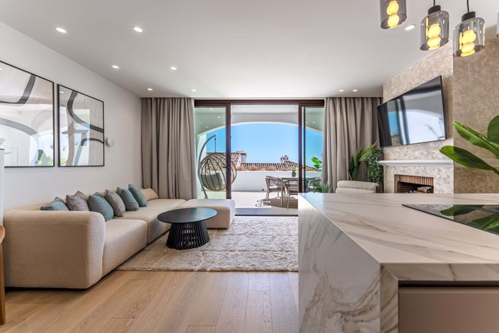 Image No.12-3 Bed Townhouse for sale