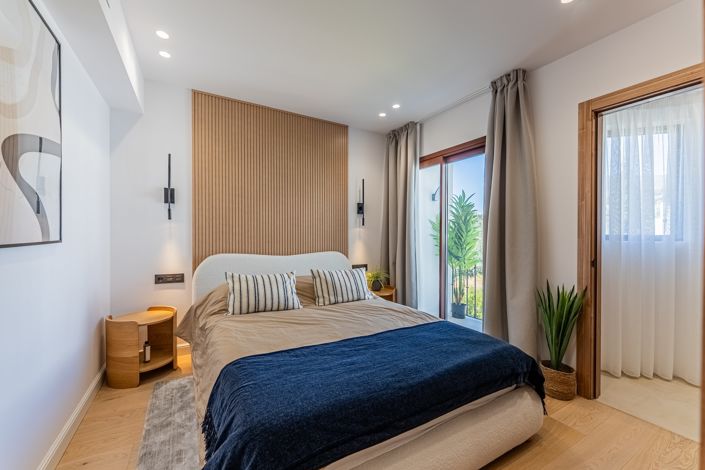 Image No.13-3 Bed Townhouse for sale