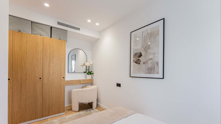 Image No.17-3 Bed Townhouse for sale