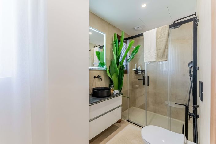 Image No.24-3 Bed Townhouse for sale