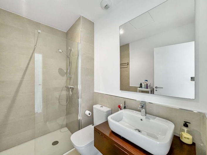 Image No.20-4 Bed Townhouse for sale