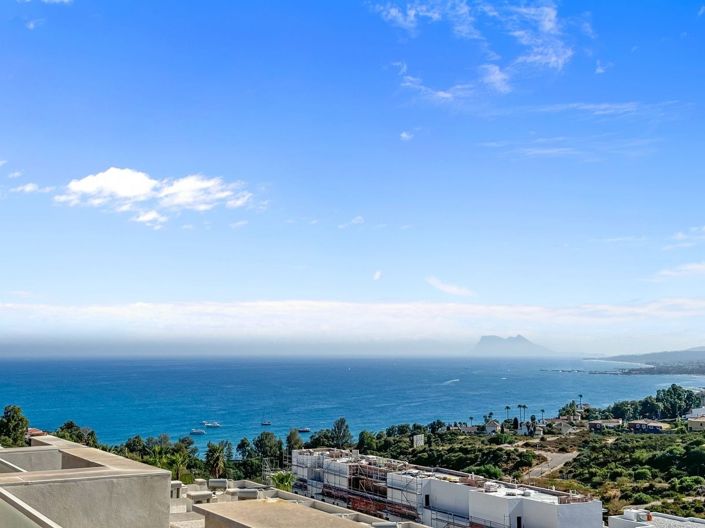 Image No.34-4 Bed Townhouse for sale