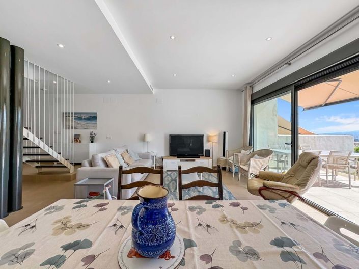 Image No.8-4 Bed Townhouse for sale