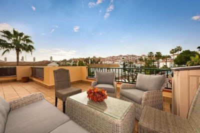 1447-642502-78d1f4f8b6655591b02d22fabb36a692d