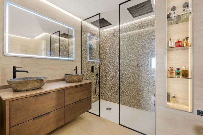 Image No.12-3 Bed Apartment for sale